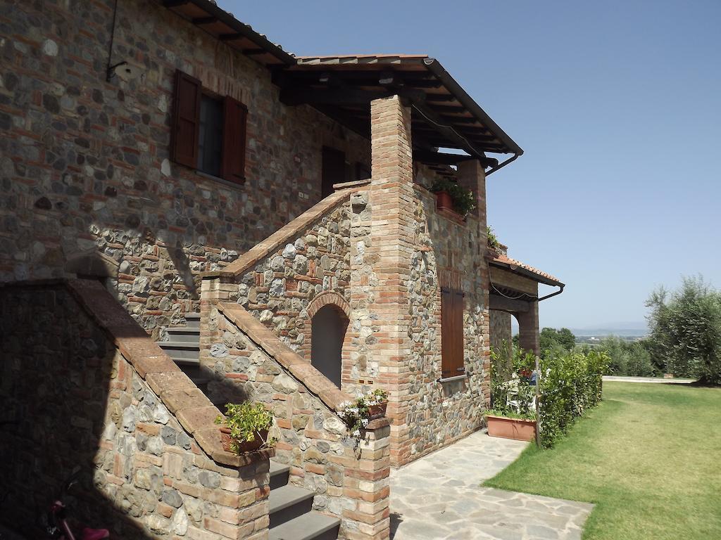 Hotel Agriturismo Il Canto Della Gallina Villastrada  Exterior foto